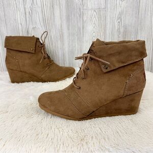 Mad Love Brown Faux Suede Wedge Ankle Booties 11 Fold Cuff Lace Up Vegan Boots